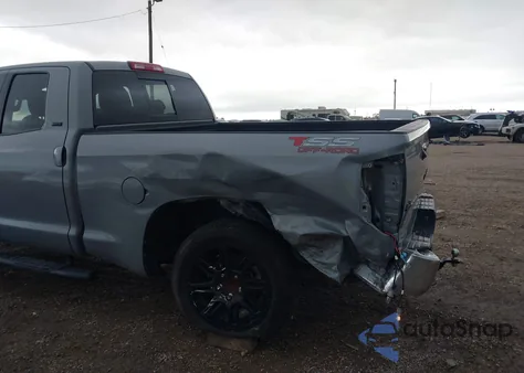 2019 Toyota Tundra Sr5 5.7L V8 z USA, uszkodzony, nr VIN 5TFUW5F16KX861805